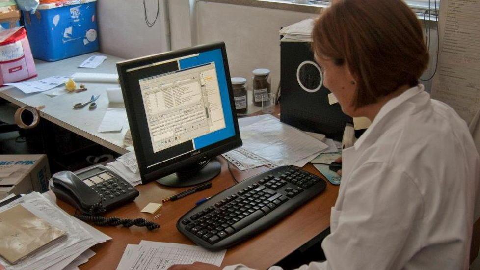 I cattivi odori restano un rebus indagine Arpat non svela la fonte 