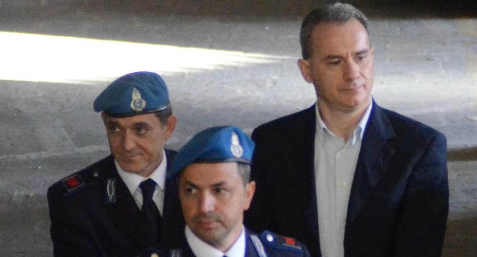 Telefonate e sms intercettati Bertini di nuovo nei guai 
