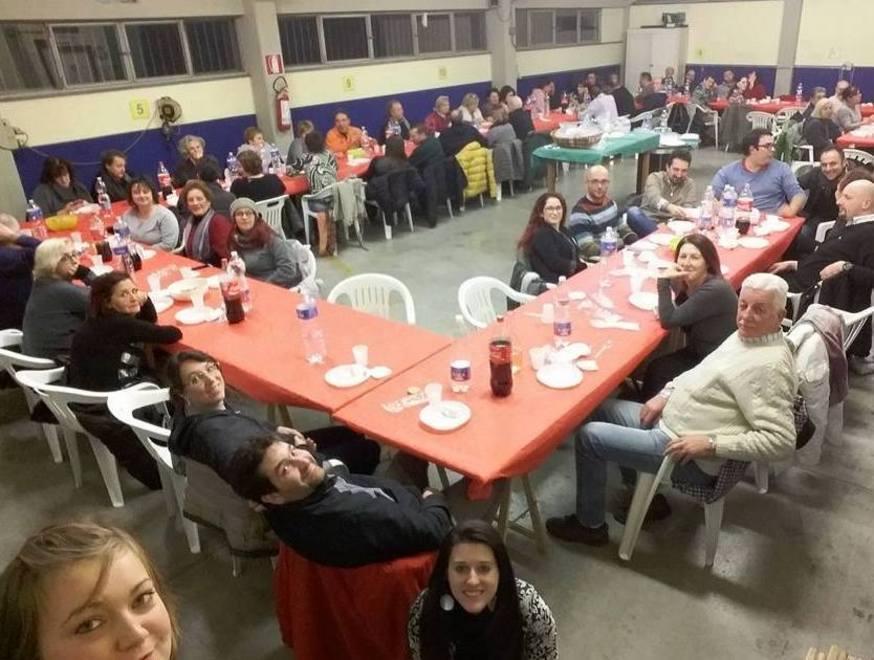 Cibo e attrezzature per i terremotati 