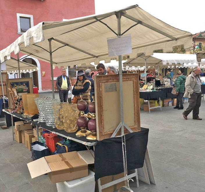Il mercatino ritorna in centro 