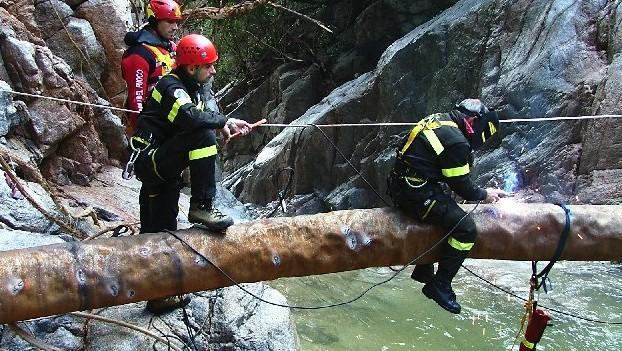 I pompieri dei salvataggi estremi 