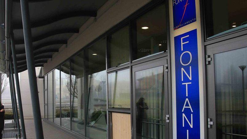 I negozianti chiudono le porte e un 35enne viene arrestato