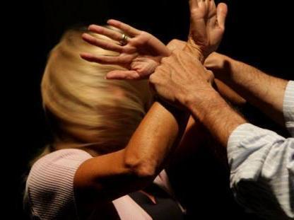 Tre anni per maltrattamenti in famiglia 