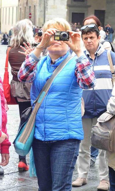 Pieno di turisti nella calza della Befana 