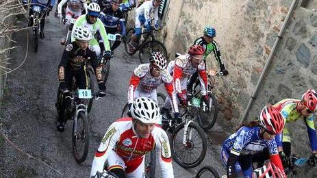 L’esercito dei bikers si rimette in moto Torna il “10 Comuni”