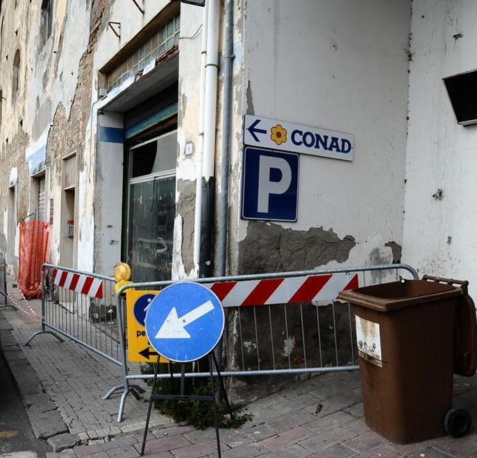 Pericolo all’ex pastificio transennata tutta l’area 