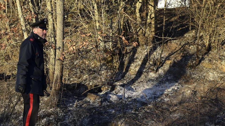 Cacciatore muore arso vivo nel bosco