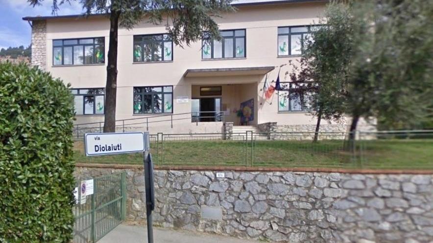 I Cinquestelle: «Scuola a rischio sismico»