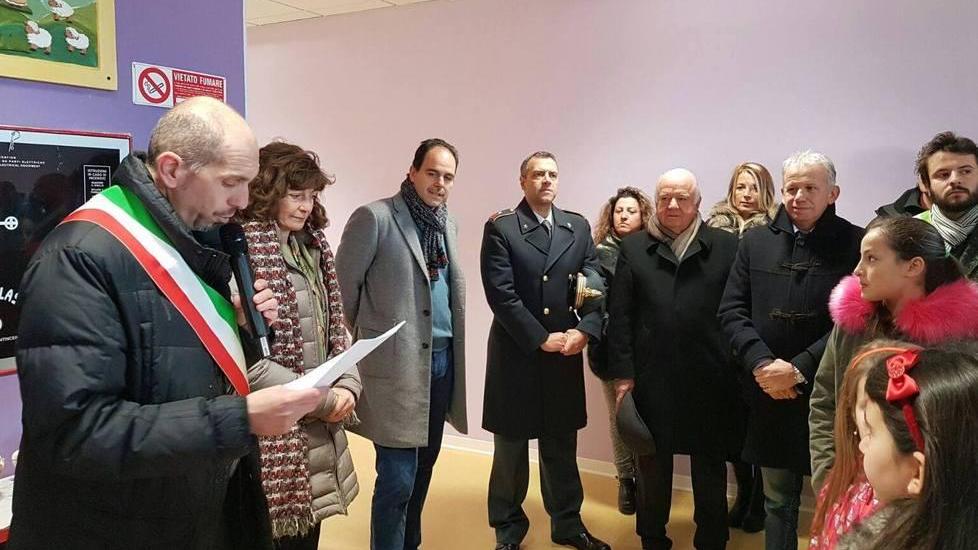 In tanti per la nuova elementare