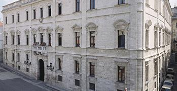 Sedi senza contratto e luce gratis 