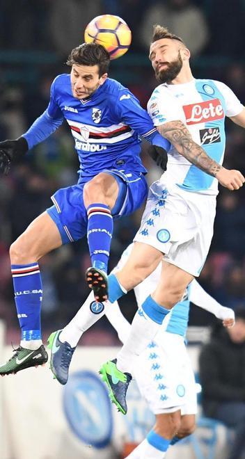 Napoli dal disastro al miracolo finale la Samp finisce ko 