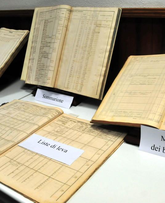 Quinque libri digitali se ne parla all’Asproni