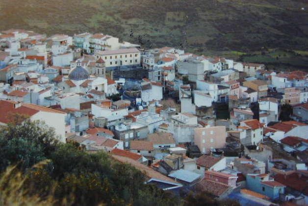 Il calo demografico svuota le case di Lodè i residenti sono 1.695 