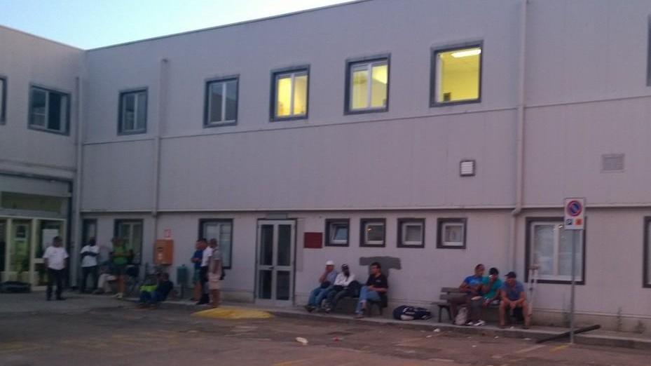 Fa freddo, il dormitorio di via Canova è gratis per i senzatetto