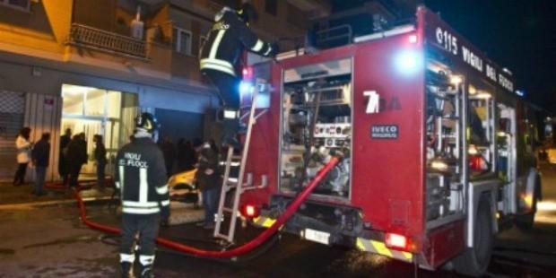 Un intervento dei vigili del fuoco (archivio)