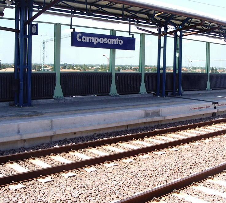 Modena, quattro treni non passano: la gente nelle stazioni a -10 