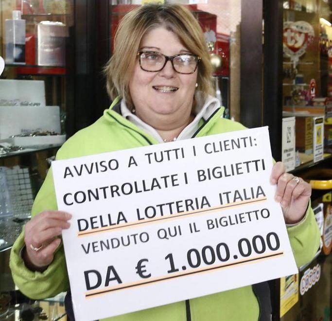 Lotteria Italia «Caro vincitore, facci uno squillo»