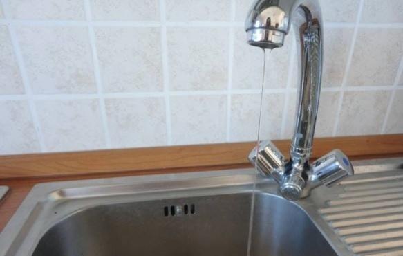 Trecento famiglie stanno 24 ore senz’acqua 