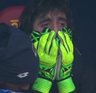 Perin, quelle lacrime in primo piano 