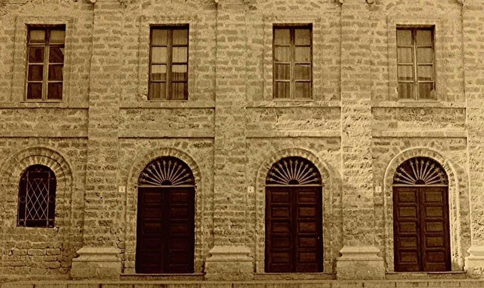 Il Teatro Civico di Alghero senza addetto alla sicurezza 