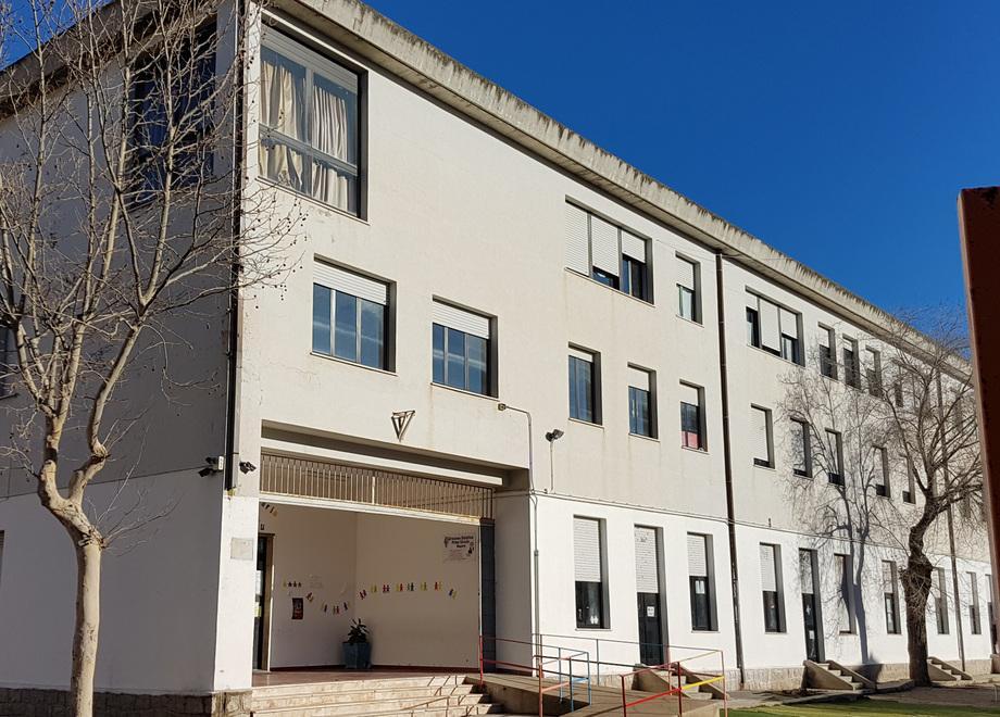 Nuoro, a scuola il riscaldamento è in tilt: 300 studenti al gelo 