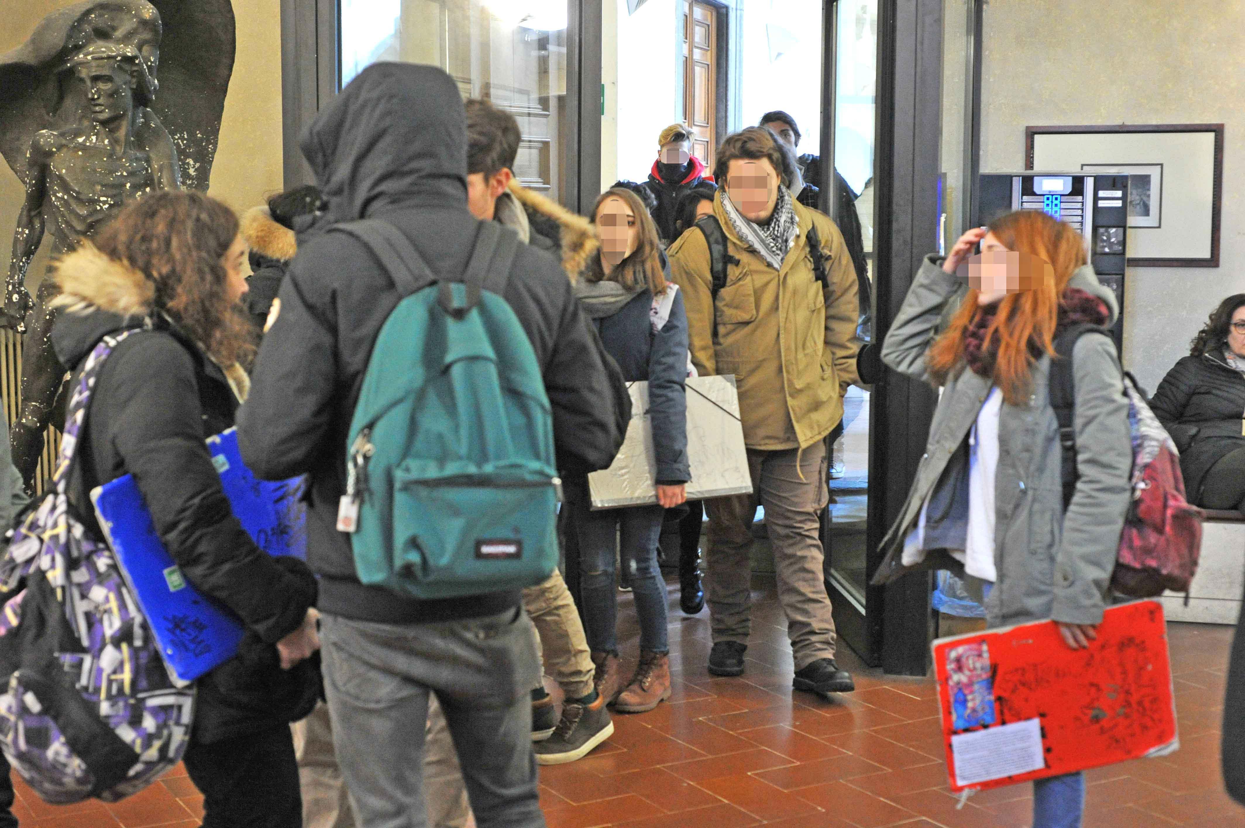 Oltre al freddo, i topi: emergenza continua al liceo artistico Petrocchi di Pistoia - Video