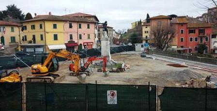 «Un’offesa ai nostri caduti toccare il monumento» 