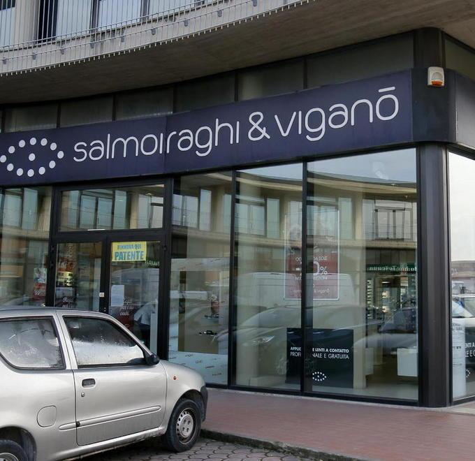 Quando chiudono i negozi il quartiere cambia faccia 