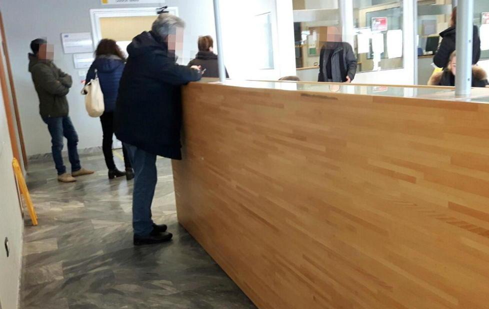 Troppi disagi all’Asl: «È ora di dire basta» 