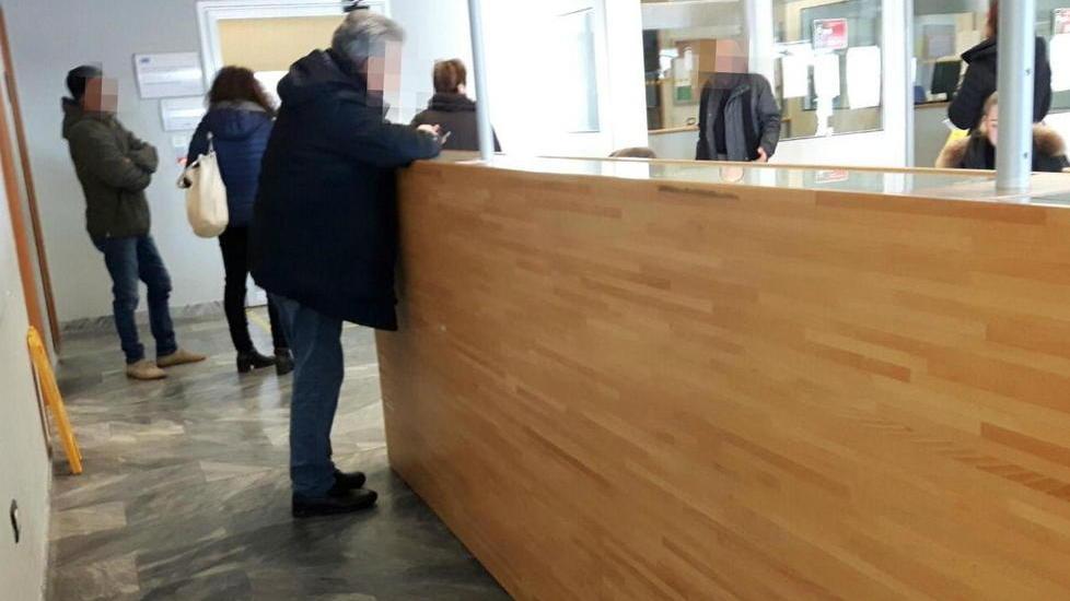 Troppi disagi all’Asl: «È ora di dire basta»