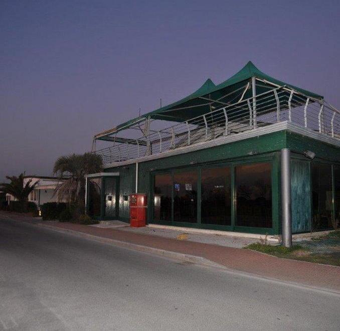 La Marina muore: «Fateci lavorare» 