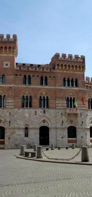 Il centrodestra vince ma ci sono musi lunghi per i franchi tiratori 