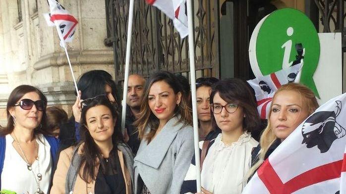 Meglio in due: subito la nuova legge elettorale