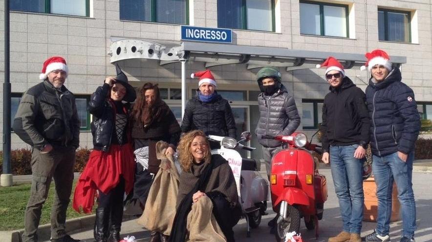 La Befana in Vespa in Pediatria