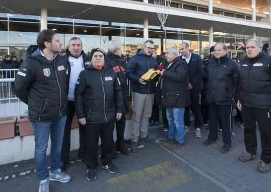 Un defibrillatore per la Saturno Calcio