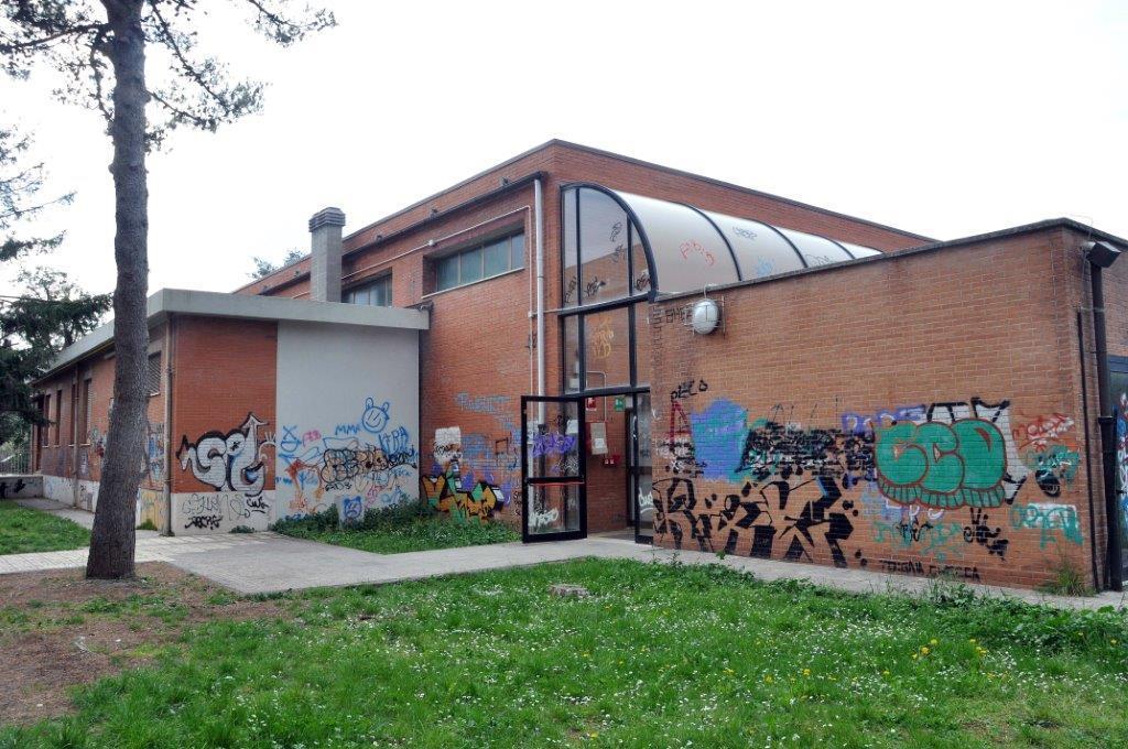 La palestra della scuola media di via Bois