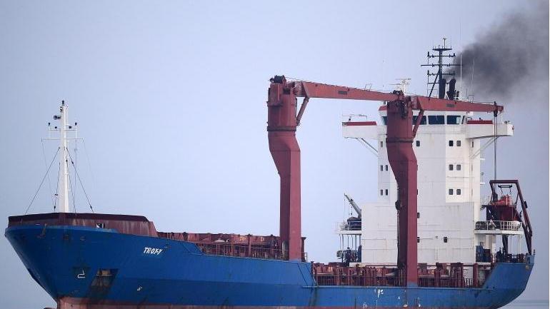 La nave dei veleni