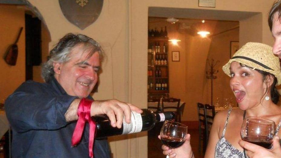 Stefano De Ranieri, del ristorante Il Mecenate, con la cantante Norah Jones