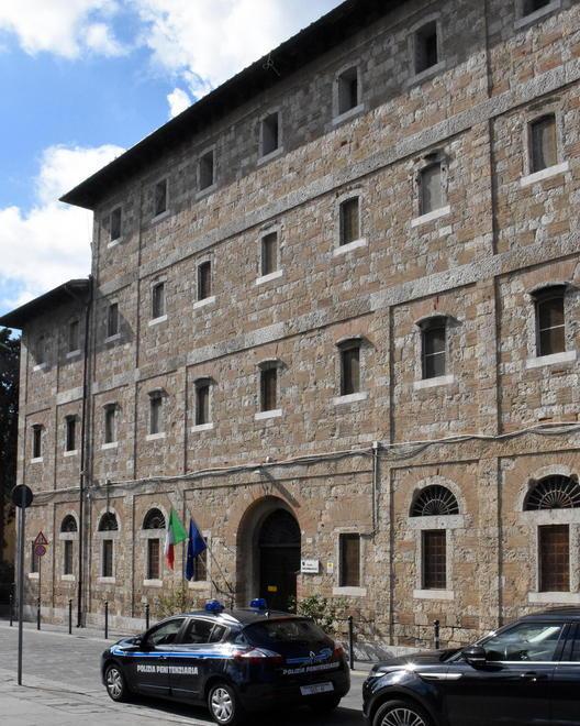 Aveva aggredito la madre, ieri è uscito dal carcere