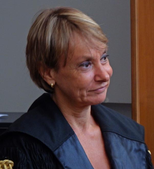 Carabinieri infedeli a giudizio le indecisioni del testimone