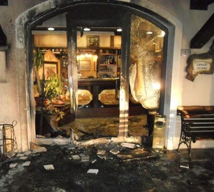 Era doloso l’incendio al ristorante “Mirella” 