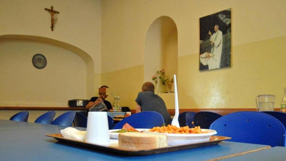 Pasti e posti letto: la rete dell’emergenza