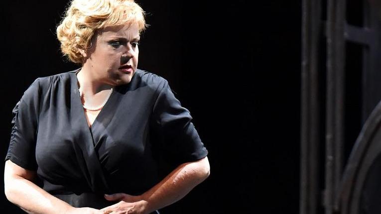 Sonia Ganassi e Martina Belli nel cast di “Anna Bolena”