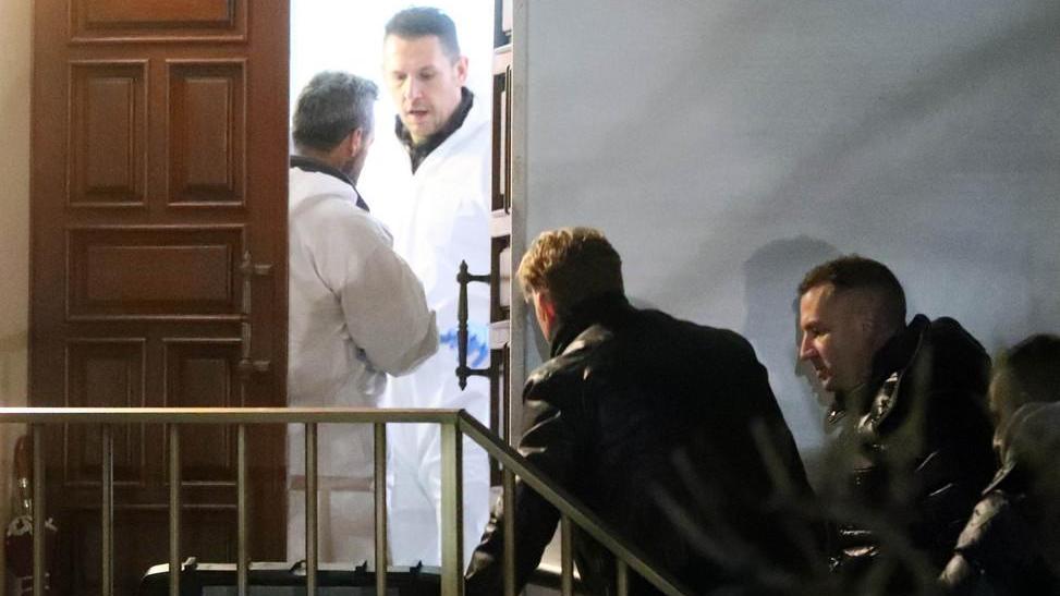 «Tragedia senza perché» L’angoscia tra i vicini