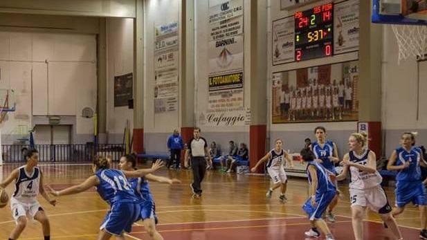Basket donne, per la Femme tabù Piombino