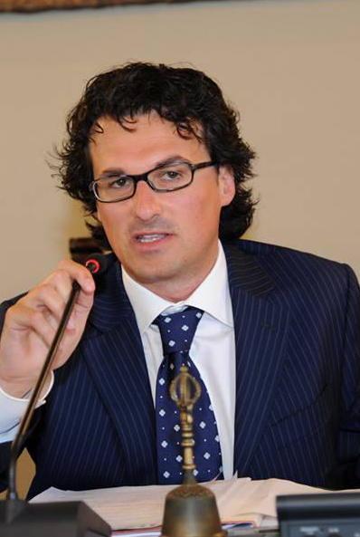 Garzella invita i contendenti a un confronto tv