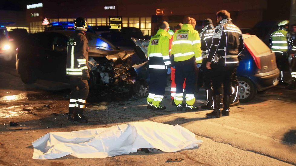 Schianto mortale dopo un sorpasso
