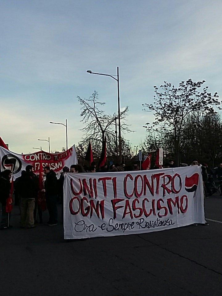 Modena, apre il circolo "Terra dei padri" corteo e presidio antifascista 