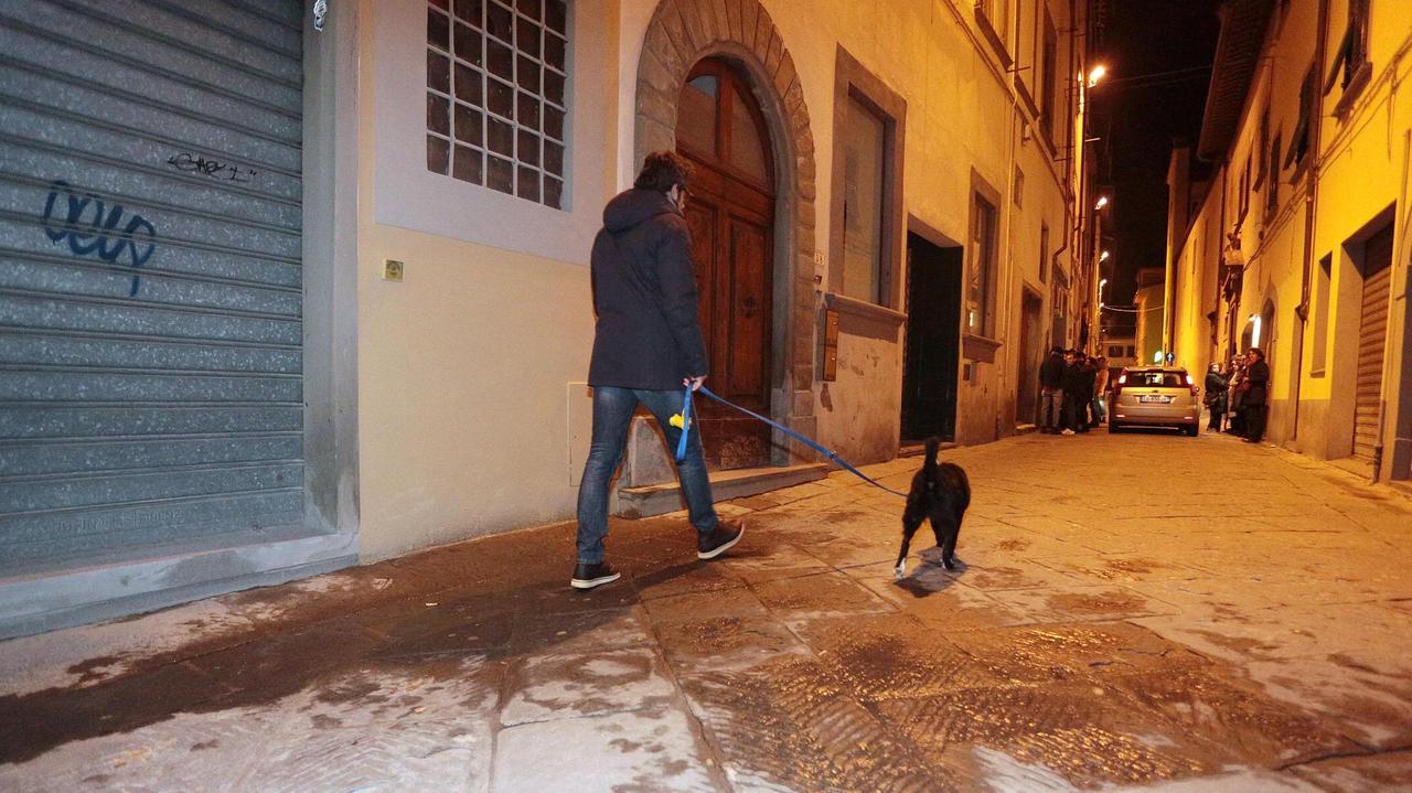 Il luogo dove si è verificata la lite in via dei Neri (Foto Agenzia Carlo Sestini)