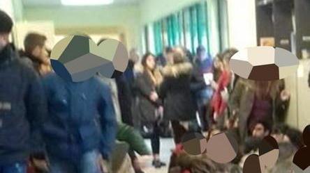 Enriques, aule di nuovo calde